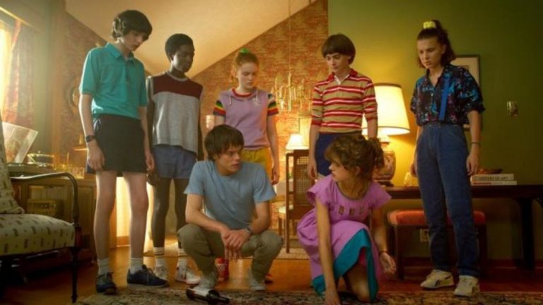 En Quelle Année Se Passe Stranger Things La série Stranger Things renouvelée pour une quatrième saison [vidéo]